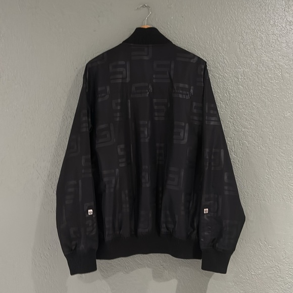 Y2K vintage Sean John black Windbreaker 100% polyester - Picture 2 of 8